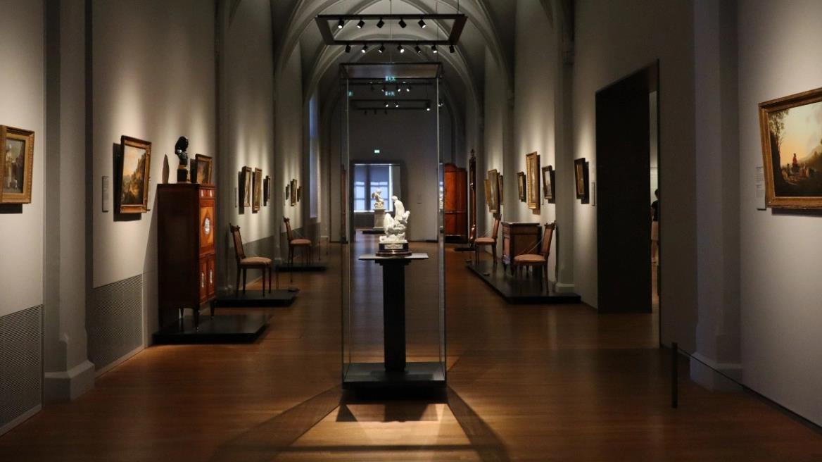 Ριζικό εκσυγχρονισμό υπόσχεται η πρόεδρος του μουσείου του Λούβρου μετά τη ληστεία που ανέδειξε τα κενά ασφαλείας