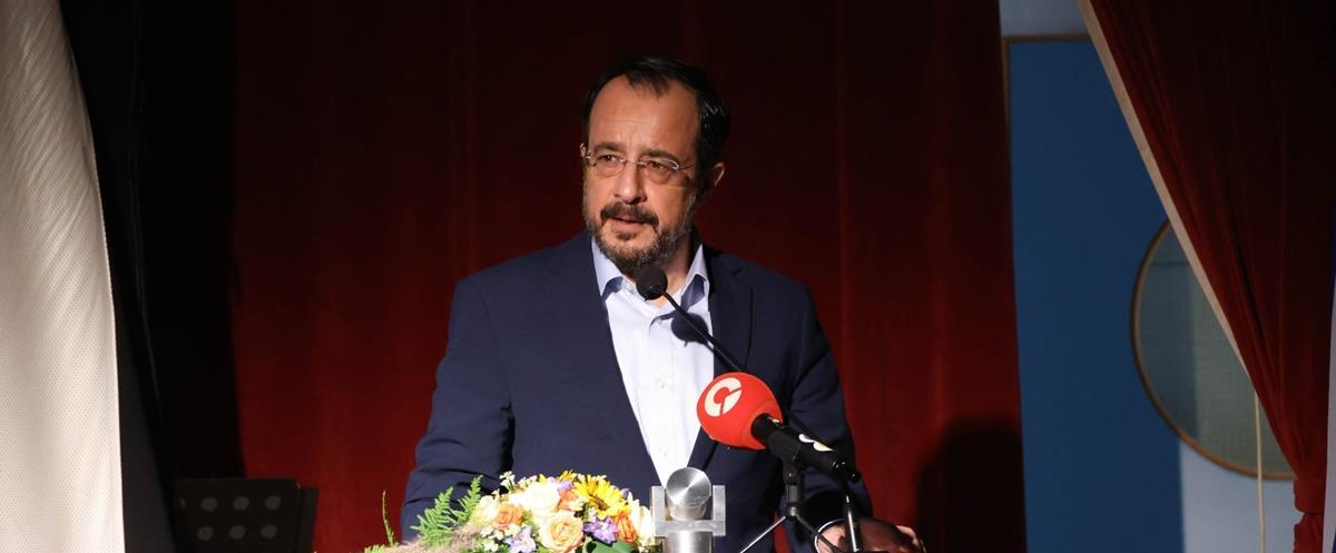 Δεν υπάρχουν αδιέξοδα στις συνομιλίες