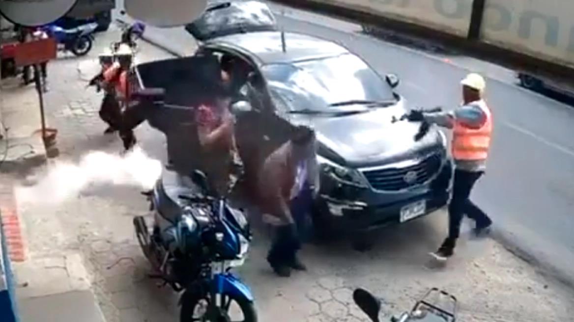 Άγρια δολοφονία στη μέση του δρόμου στη Γουατεμάλα-Εκτελεστές ντυμένοι ως εργάτες σκότωσαν εργολάβο