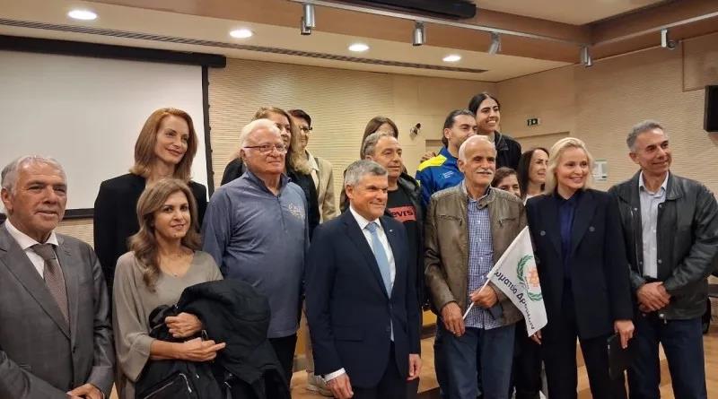 5321045106815725 image