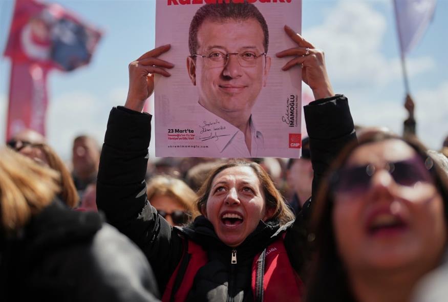 Βαρύ το κατηγορητήριο για τον Ιμάμογλου-Προβλέπει ποινή από 828 έως 2352 χρόνια