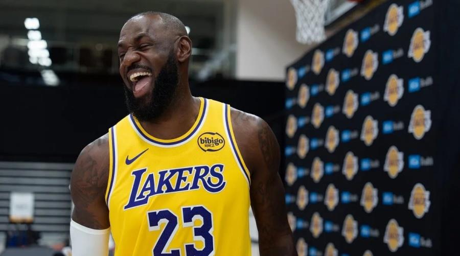 5324464174471878 lebron-james-1200x800