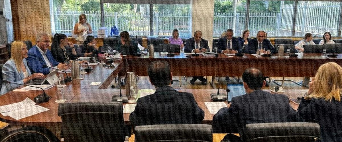 Ακόμη περιμένει το νομοσχέδιο για ανέλεγκτο Εισαγγελέα η Βουλή-Στον πάγο η συζήτηση, χάνεται το στοίχημα για ψήφιση μέχρι τον Απρίλη