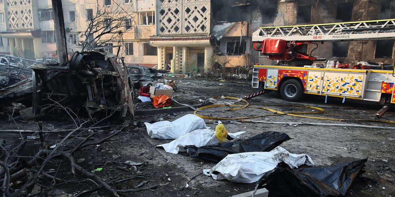 Ρωσικός πύραυλος έπληξε τη δυτική Ουκρανία-Στους 25 οι νεκροί στην επίθεση που τρόμαξε Πολωνία-Ρουμανία