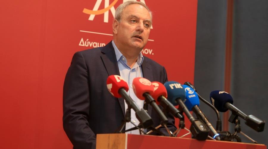 Νέα επίθεση Στεφάνου στην Κυβέρνηση-«Κάθε φορά που ασκούμε κριτική αντί για επιχειρήματα, μας πετούν ένα μάθημα… ιστορίας»