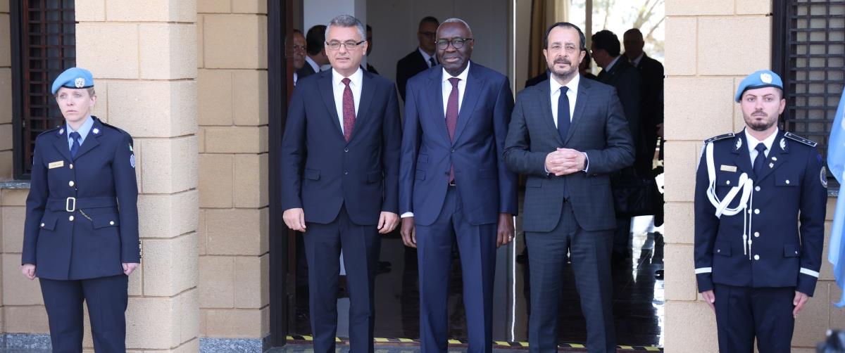 Πρώτη Κυπριακού για Ερχιουρμάν με ΜΟΕ, απαιτήσεις και αναθέρμανση ενδιαφέροντος-Δείχνει προθέσεις στην κοινή συνάντηση με Ολγκίν