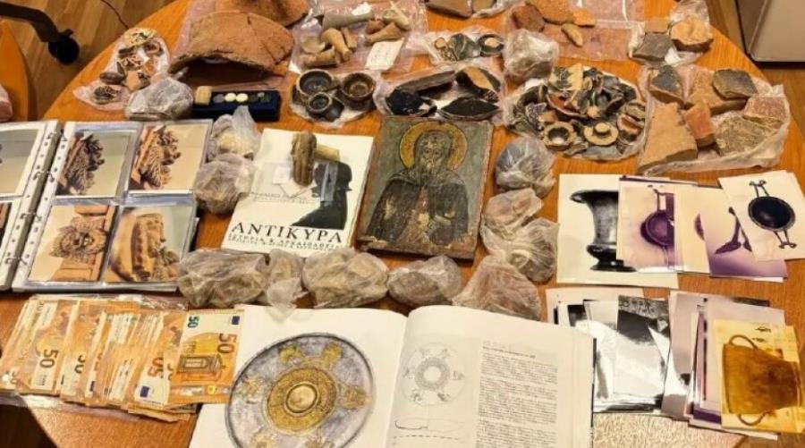 Εξάρθρωση μεγάλου διεθνούς δικτύου αρχαιοκαπηλίας από την Europol-Συνελήφθη 60χρονος Έλληνας με εκατοντάδες αρχαία αντικείμενα