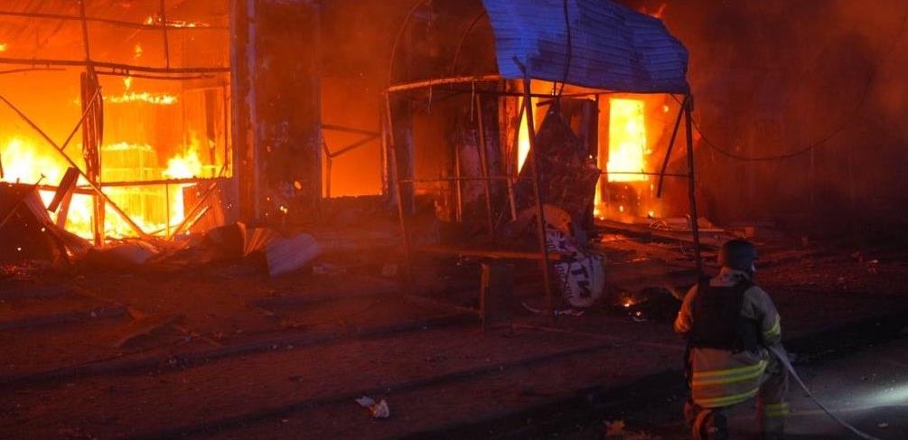 5329418502530125 cats