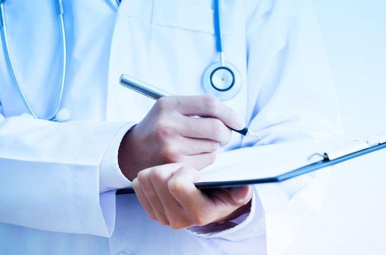 Εξαίρεση λογοπαθολόγων δημόσιας εκπαίδευσης από υποχρέωση εξασφάλισης ετήσιας άδειας