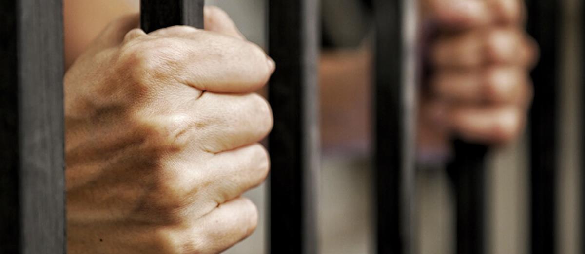 poines-filakisis_big