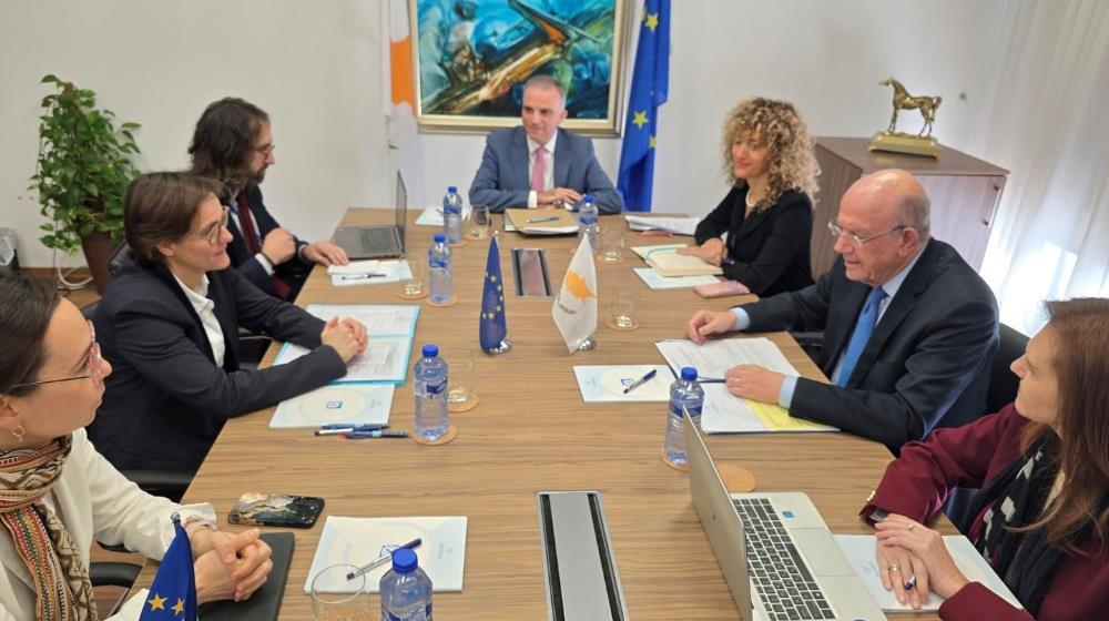 5338976698311189 Keravnos Stephanie Riso