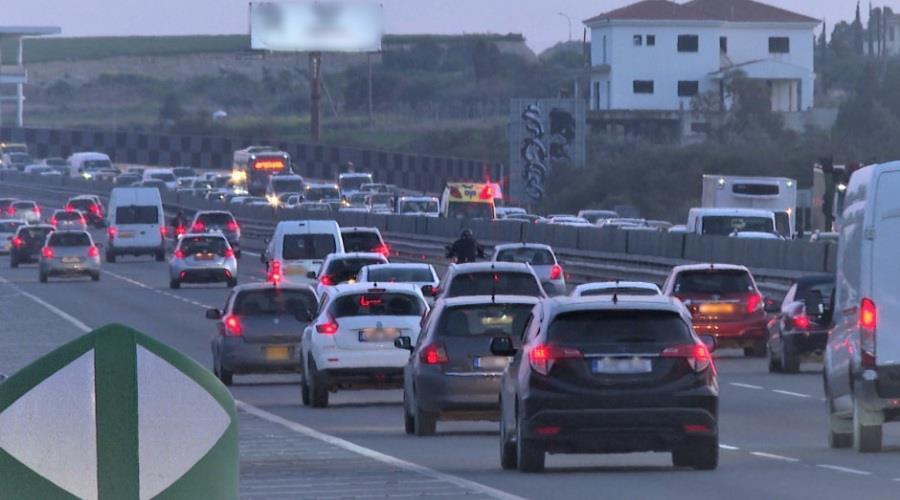 Πυρά Καρούσου στην Κυβέρνηση για αύξηση των θανατηφόρων-Ζητά λήψη μέτρων και επαναφορά νομοσχεδίων