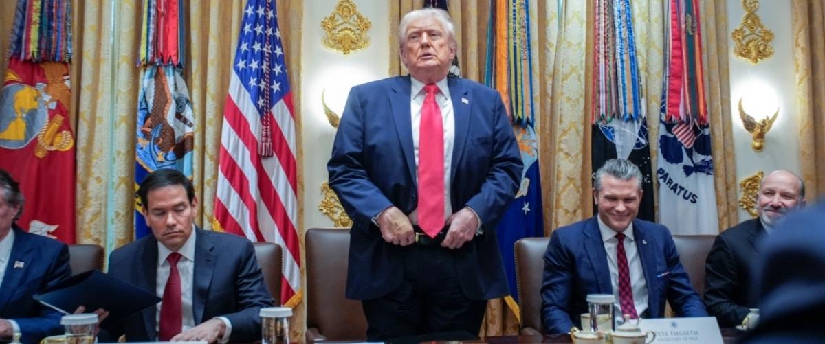 Βλέπουν αρνητική στάση Τραμπ προς την Ευρώπη στις ΗΠΑ-Την αντιμετωπίζει σαν εχθρό και την υποβαθμίζει σε εστία παρακμής