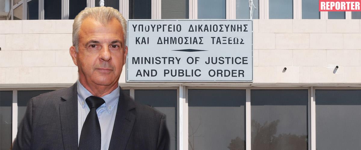 Διαψεύδει ότι είναι κατά της ΔΔΟ ο Φυτιρής-Με ρητό του Σωκράτη απάντησε για το αν είναι μέλος του ΕΛΑΜ