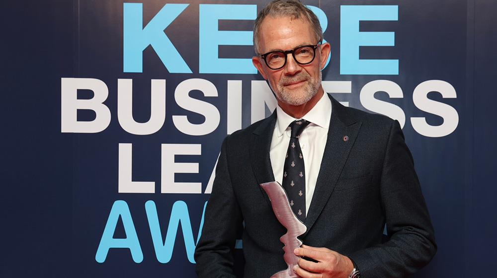 5347211237393389 KEBE AWARD 6