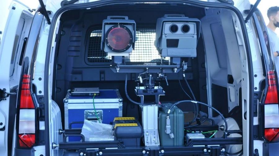 Το σκεπτικό Παπαδούρη πίσω από την πρόταση νόμου για υποχρεωτική φωτεινή σήμανση στις κινητές κάμερες