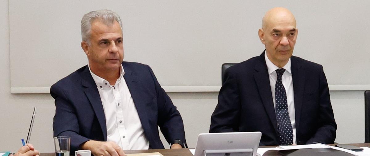 Ένα στα δύο θανατηφόρα από χρήση κινητού-Στηρίζει την πρόταση Σαββίδη η Κυβέρνηση για οδήγηση με μηδενική αλκοόλη από νέους