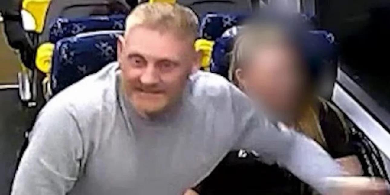 Μεθυσμένος άνδρας στην Βρετανία όρμησε με μπουκάλι σε επιβάτες