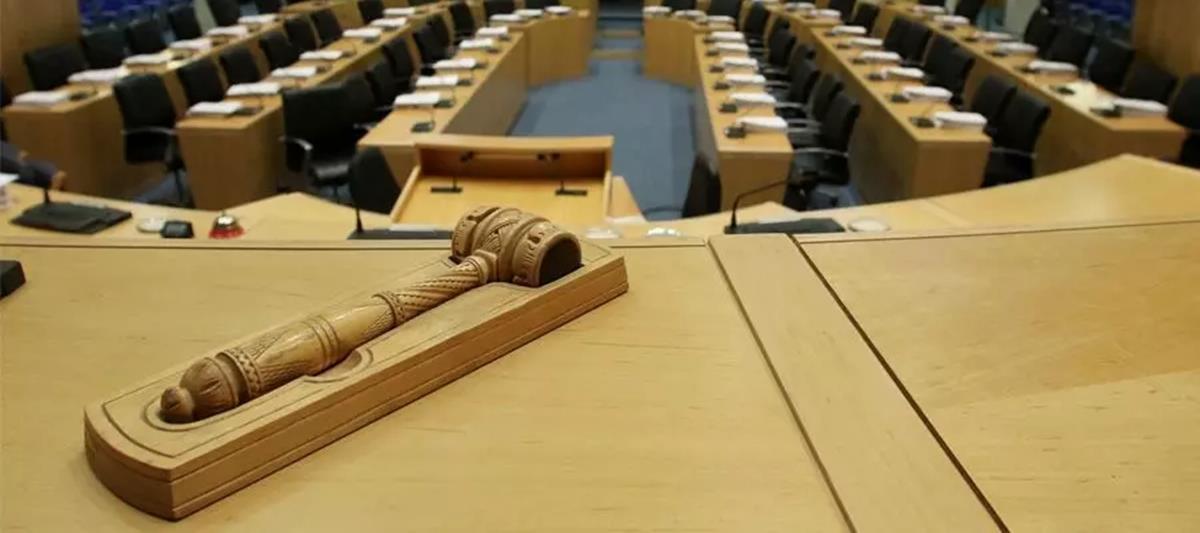 Δεύτερη μέρα τοποθετήσεων για τον προϋπολογισμό στη Βουλή-Μετά τους αρχηγούς, ο λόγος στους βουλευτές