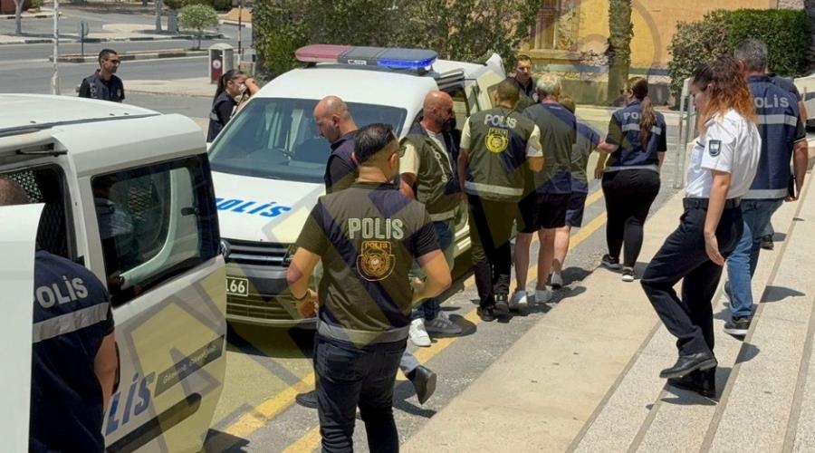 Αναστάληκε η «δίωξη» για τον ένα Ελληνοκύπριο από το «επαρχιακό δικαστήριο» στο Τρίκωμο-Τη Δευτέρα η απόφαση για τη γυναίκα