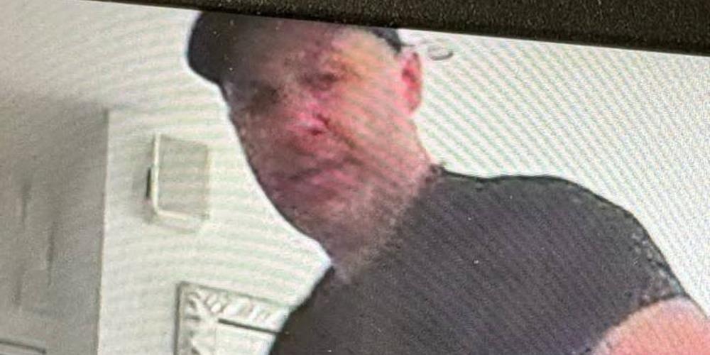 Ψάχνει ένα πρόσωπο για διάρρηξη κατοικίας η Αστυνομία (pic)