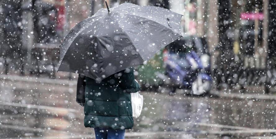 Βροχερό αναμένεται το σκηνικό και τα Χριστούγεννα-Η πρόγνωση της Μετεωρολογικής