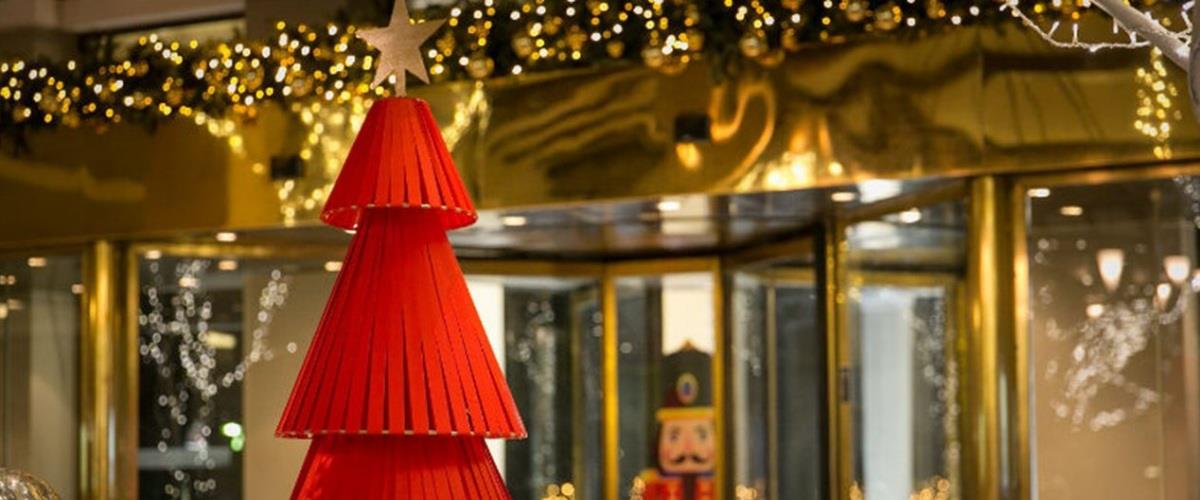 5350478477819038 xmas hotel3