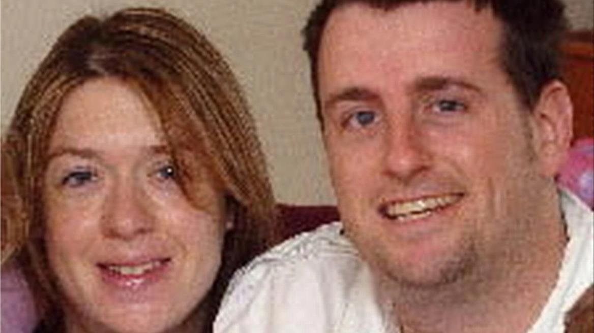 Φρίκη στη Βρετανία με «υπόθεση Πελικό»-49χρονος νάρκωνε και βίαζε με άλλους πέντε άνδρες τη σύζυγό του επί 13 χρόνια