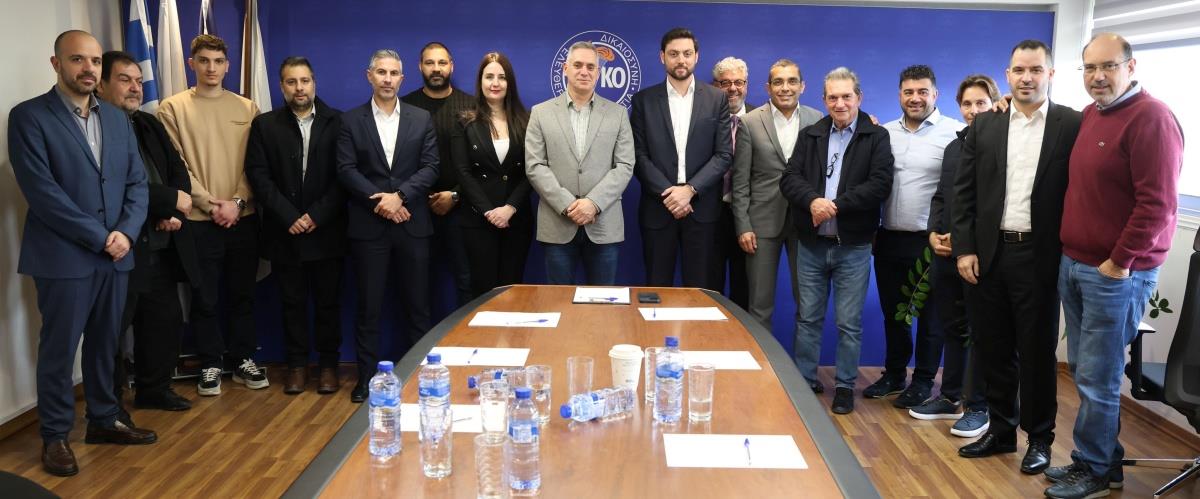 Άνω κάτω το κέντρο, αναζωπύρωσε την ένταση η συμφωνία ΔΗΚΟ με Γιακουμή-Καθόλου απομακρυσμένο το σενάριο να βρίσκεται και στο ψηφοδέλτιο