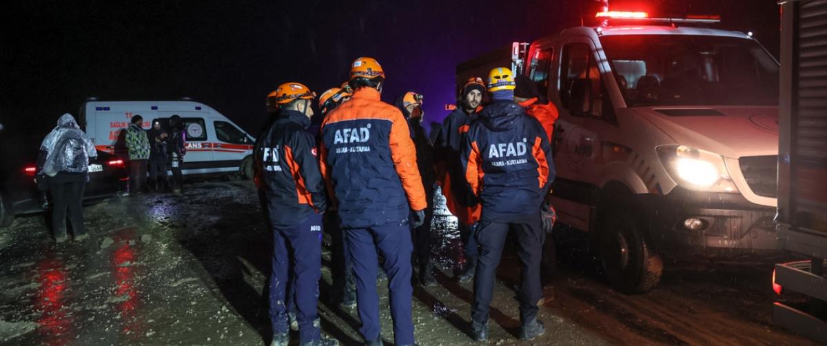 Εξέπεμψε SOS, ζήτησε επείγουσα προσγείωση και συνετρίβη το αεροσκάφος που μετέφερε τον αρχηγό του Γενικού Επιτελείου της Λιβύης