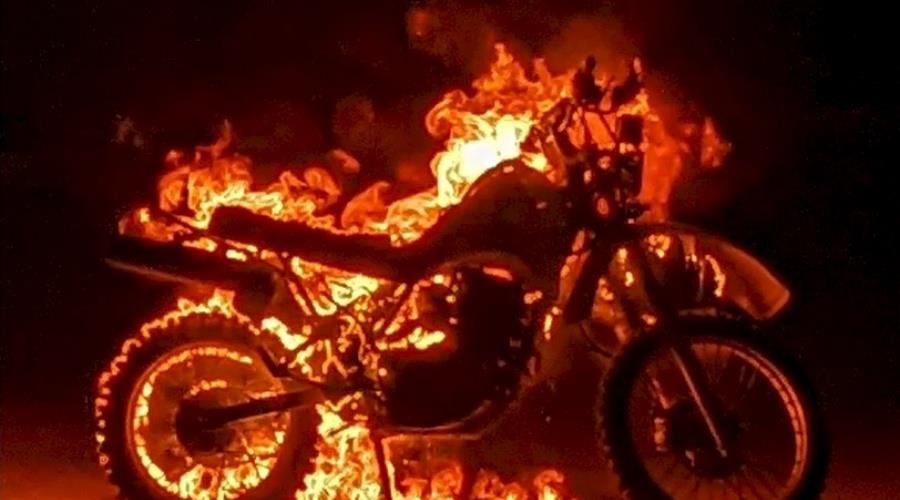 5364958673520217 020521 burning-motorcycle-barrydowne