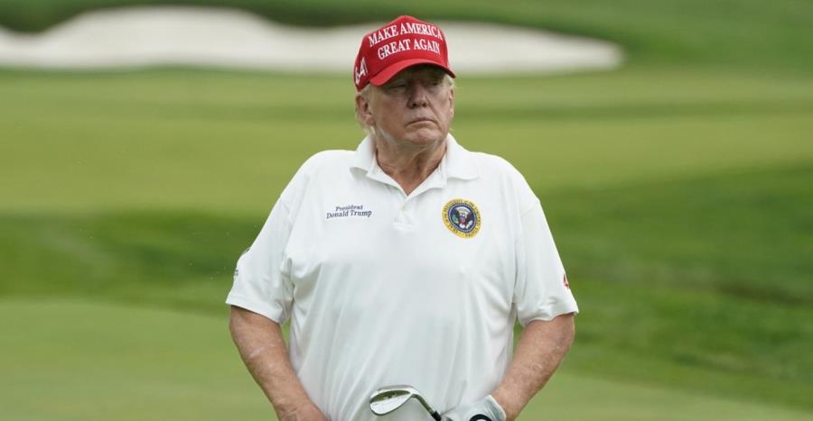 5365206411481233 trump-golf-m