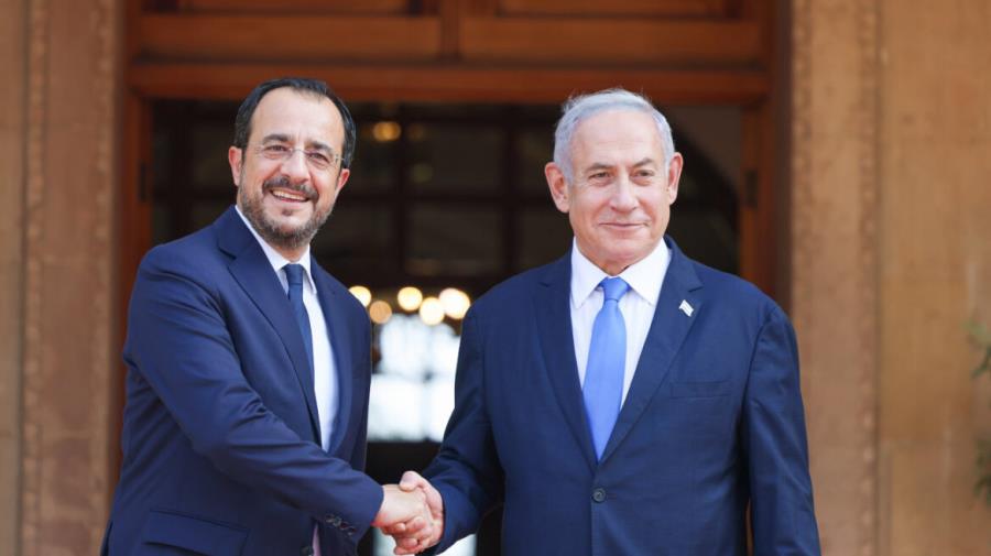 5367746546998610 image