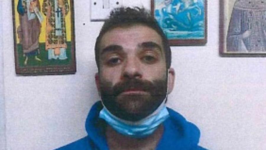 Καταζητείται ο 33χρονος Χρίστος από την Ξυλοφάγου-Ήταν ελεύθερος υπό όρους, δεν μετέβαινε σε αστυνομικό σταθμό (pic)