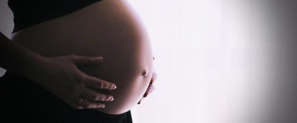 Έγκυες κάνουν χρήση ουσιών και προκαλούν προβλήματα στα έμβρυα-Ζητά υποχρεωτική απεξάρτηση η Βουλή