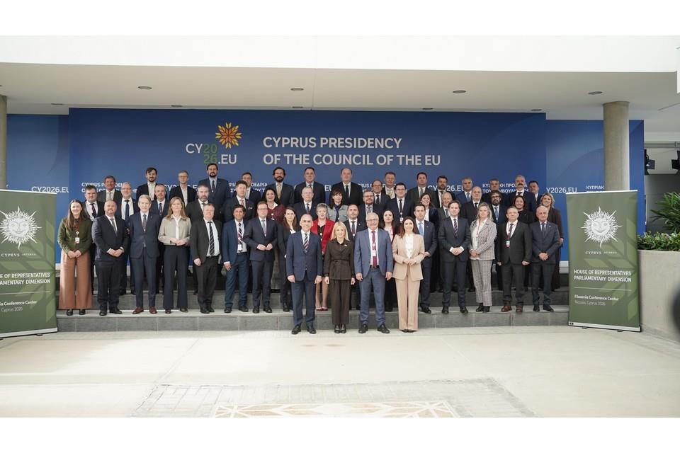 Τους πέντε πυλώνες προτεραιοτήτων της Κυπριακής Προεδρίας παρουσίασε η Ραουνά στη σύνοδο COSAC των εθνικών Κοινοβουλίων