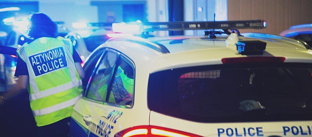 Παραδόθηκαν στην Αστυνομία τα δύο αδέλφια για την απόπειρα φόνου στην Ανεξαρτησίας