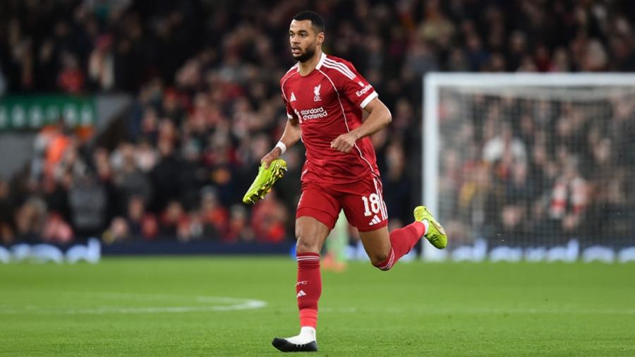 ΒΙΝΤΕΟ: Viral ο Χάκπο-Έχασε το παπούτσι του στη μέση της αντεπίθεσης και συνέχισε να τρέχει κρατώντας το στο χέρι