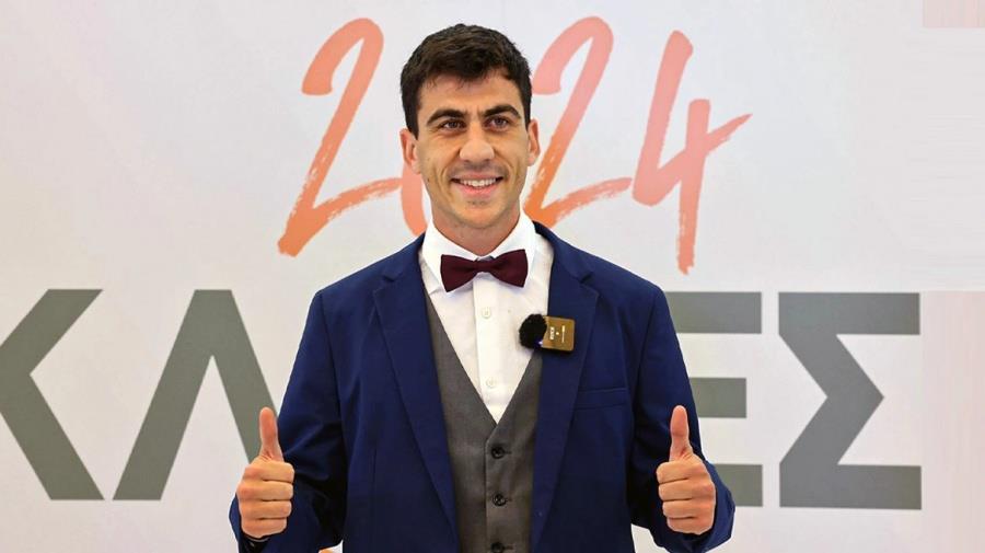 5382388508272342 fidias-panayiotou-dilwnei-posa-pairnei-ws-evrwvouleftis