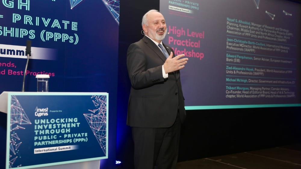 5383243259361830 Hayek