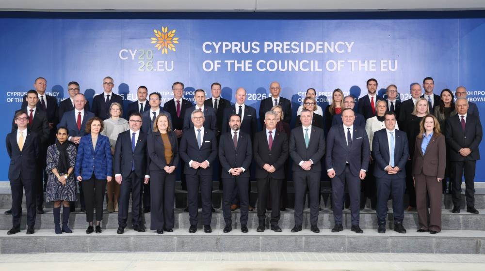 EU Commissioner backs Cyprus’ Schengen bid, optimistic on Green Line