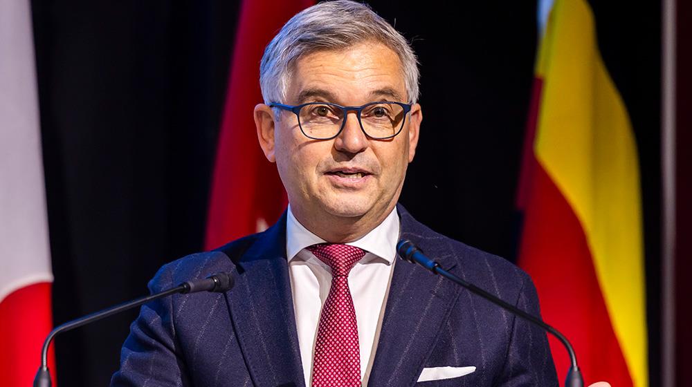 5384143109089222 magnus brunner