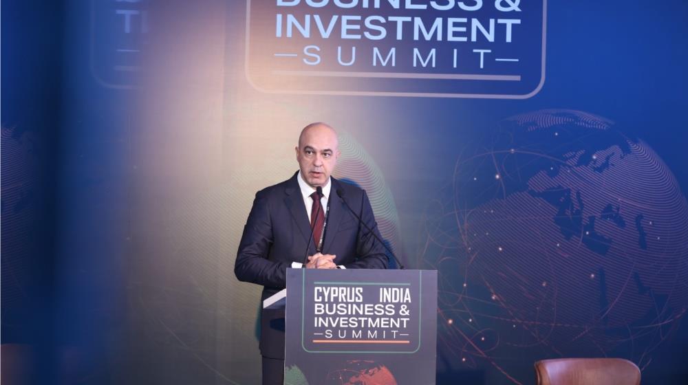 5388429067547818 Theocharides