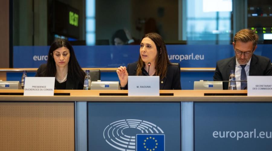 5388645282498620 G v8baTXEAERsx4