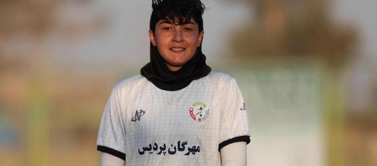 Νεκρή από κρατικά πυρά 27χρονη ποδοσφαιρίστρια στο Ιράν κατά τη διάρκεια των διαδηλώσεων στην Τεχεράνη