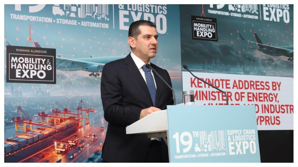 5395270481977449 MixCollage-05-Feb-2026-12-46-PM-1258