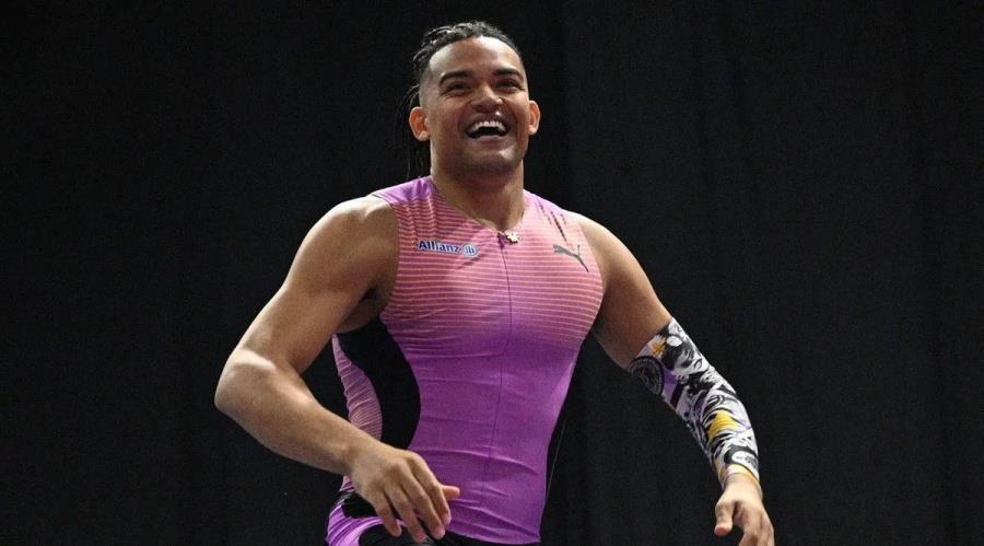 Πέταξε στα 5,90μ. και κατέκτησε ακόμα μία πρωτιά στο Fly Athens o Καραλής