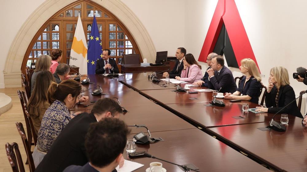 5398723183716509 ΧΡΙΣΤΟΔΟΥΛΙΔΗΣ-ΕΠΙΤΡΟΠΗ ΠΕΡΙΦΕΡΕΙΩΝ