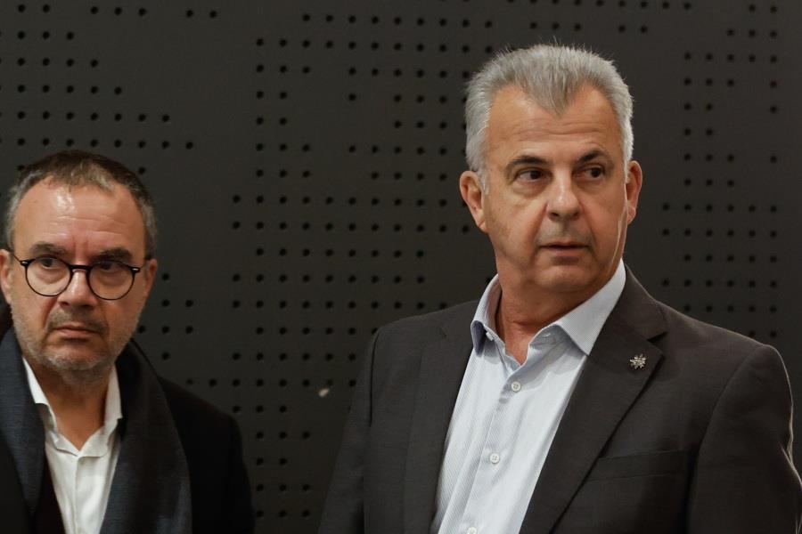 5398827755042420 JUSTICE-MINISTER-PRESSER-2-of-11