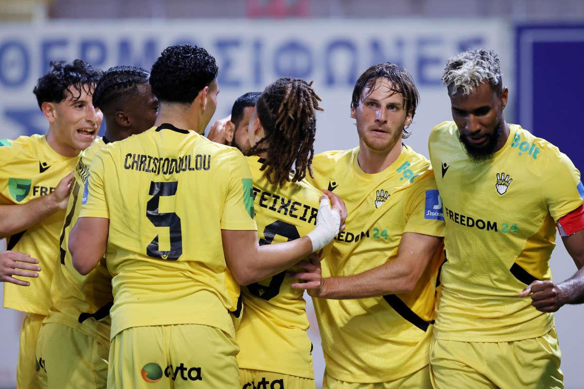 Ηχηρό μήνυμα παραμονής από την ΕΝΥ με τριάρα επί της ΑΕΛ